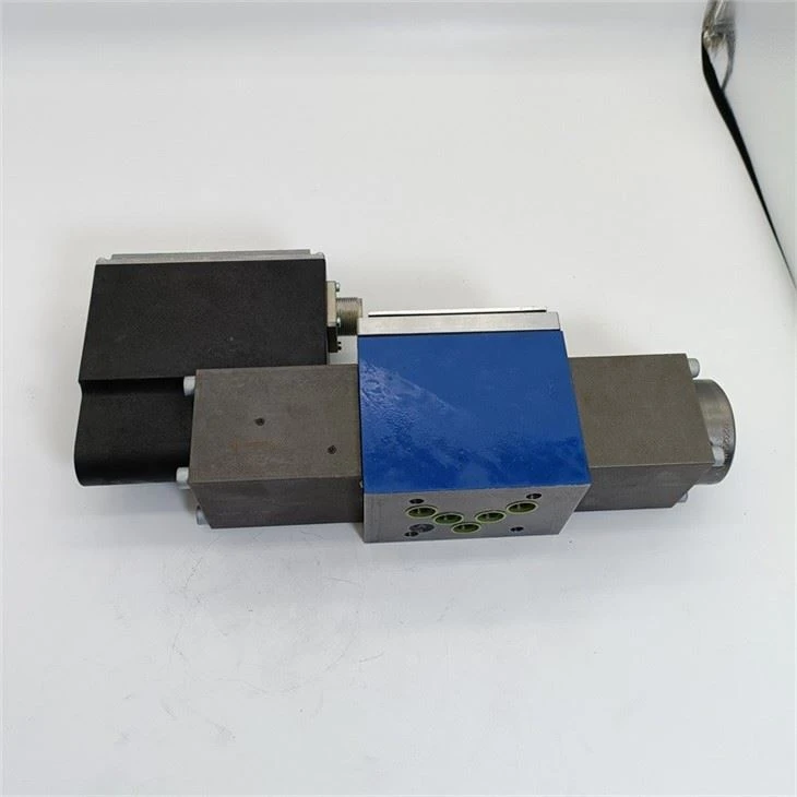 Standard Types Of Rexroth 4WRSE6 4WRSE10 Series 4WRSE 10 V1-25-32/G24KOF/F1V Directional High-response Control Valves